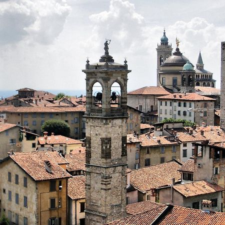 "La Villa Dei Nonni" Appartamento Bergamo Bagian luar foto